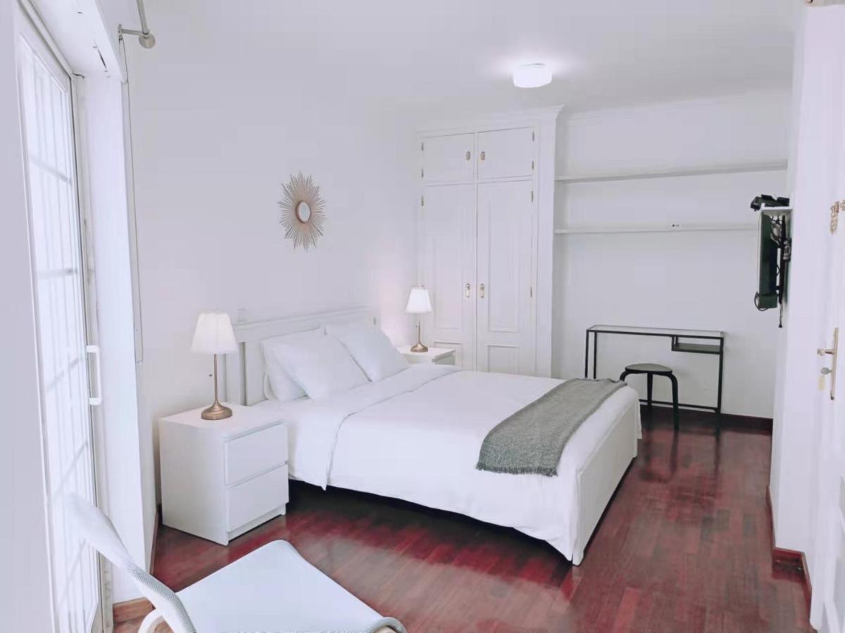 Alvide Guest House Alcabideche Esterno foto