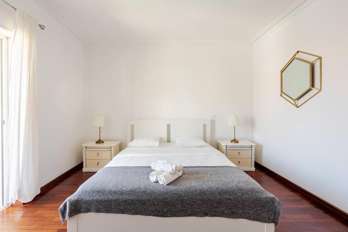 Alvide Guest House Alcabideche Esterno foto