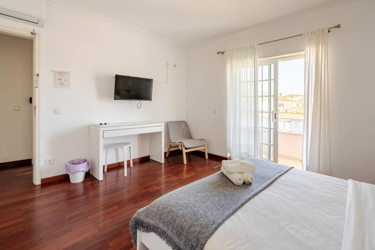 Alvide Guest House Alcabideche Esterno foto