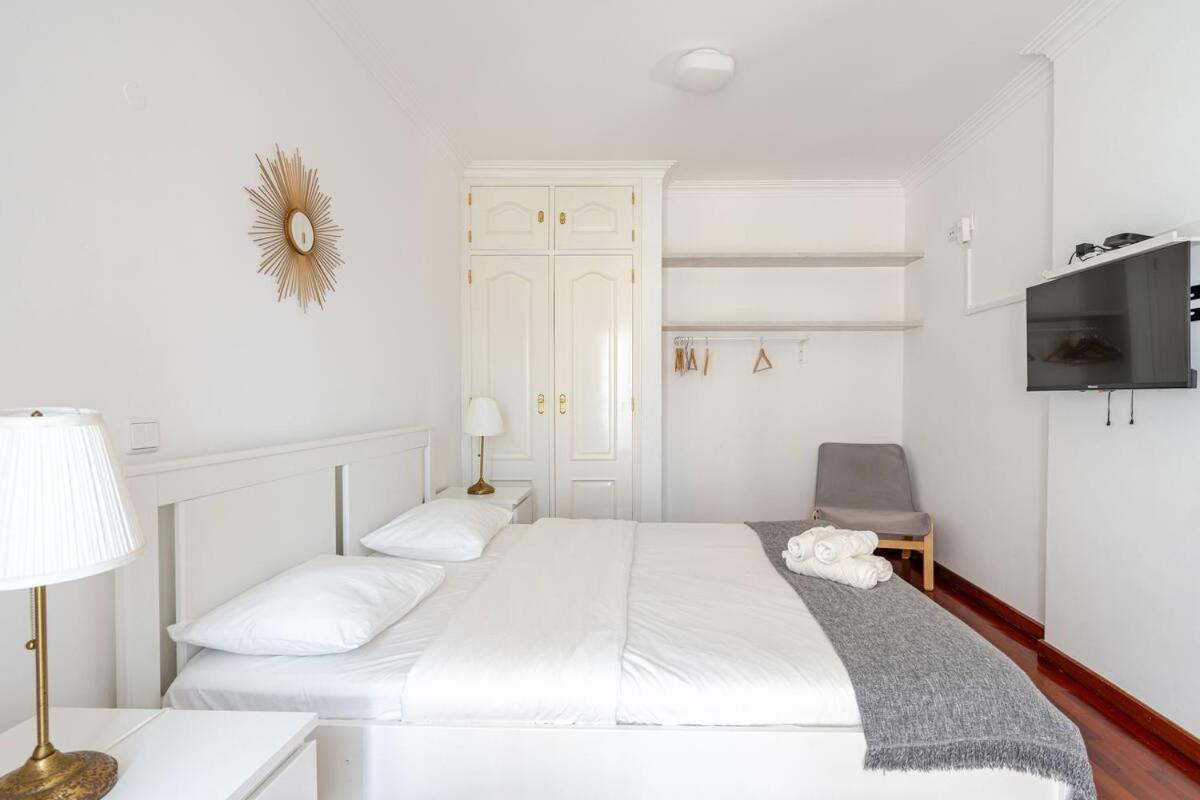 Alvide Guest House Alcabideche Esterno foto