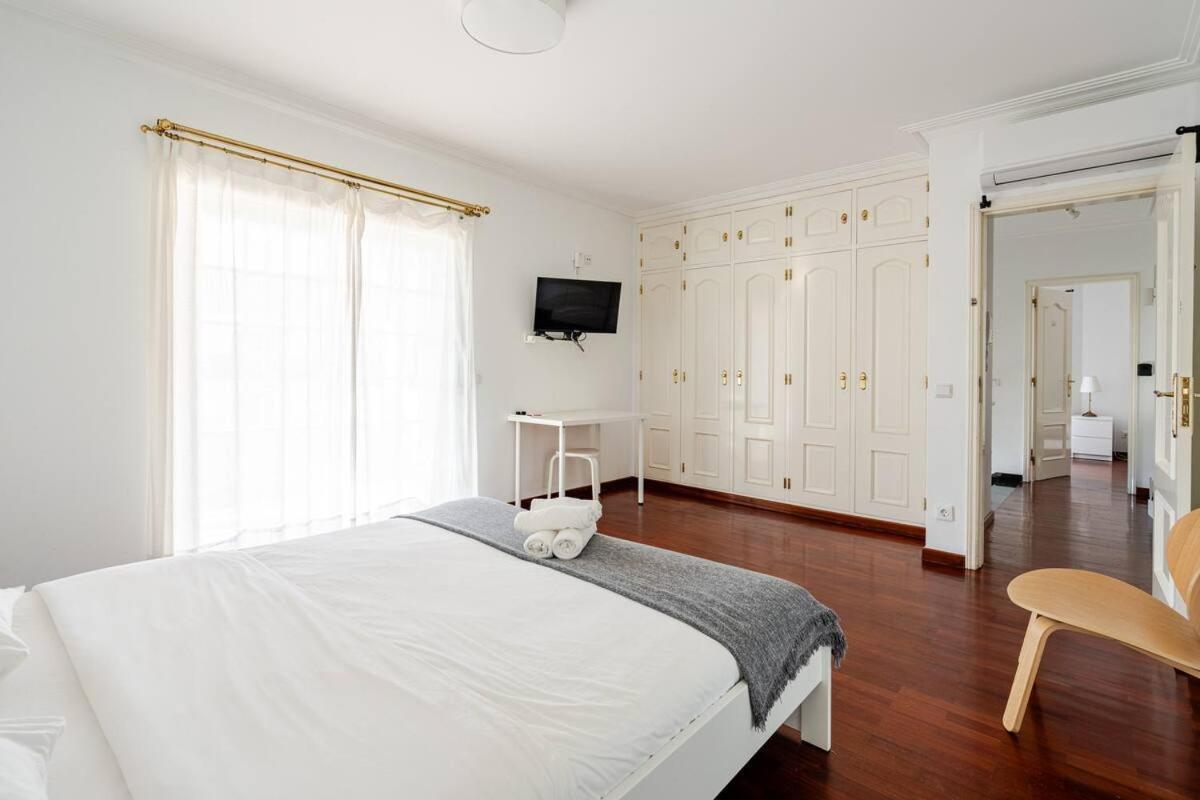 Alvide Guest House Alcabideche Esterno foto
