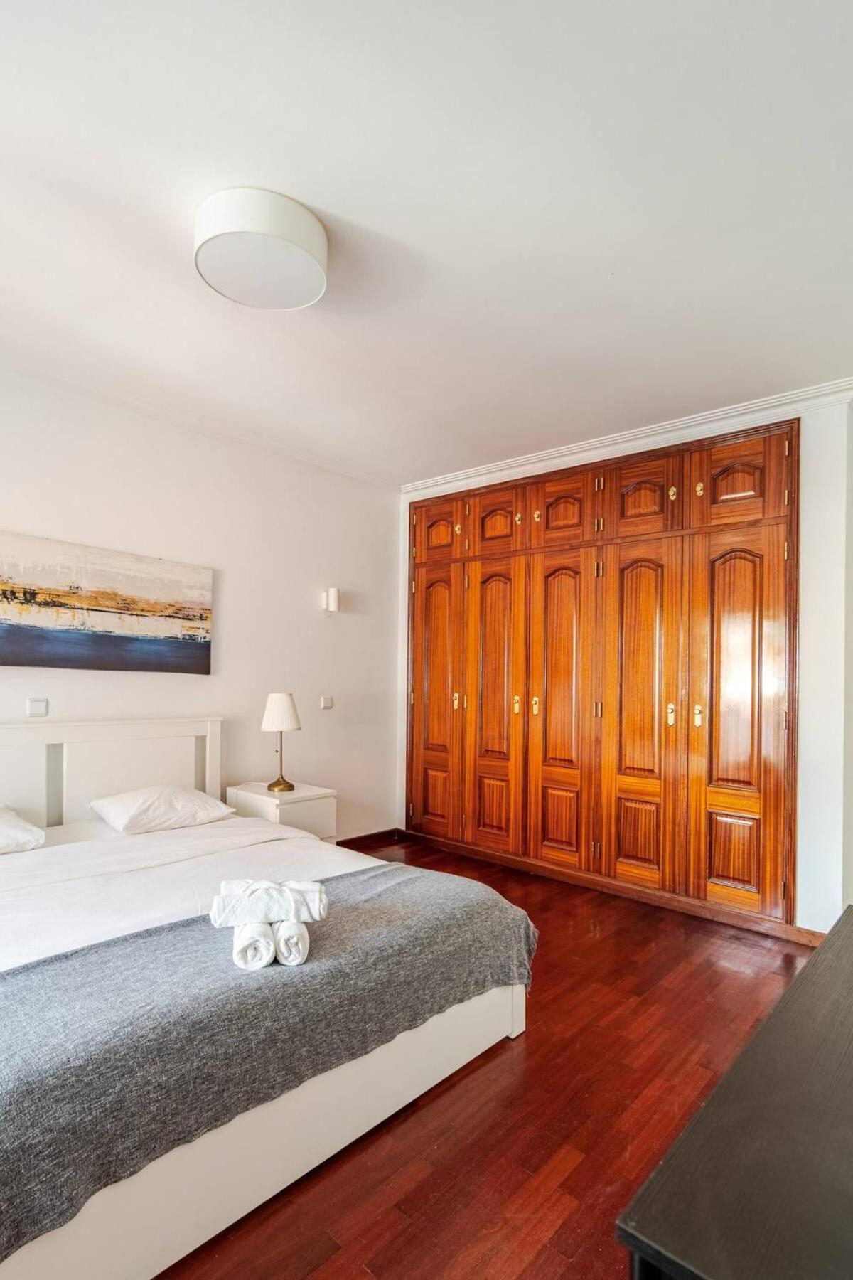 Alvide Guest House Alcabideche Esterno foto